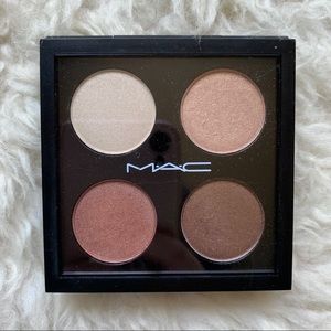 MAC eyeshadow quad in Colour 4